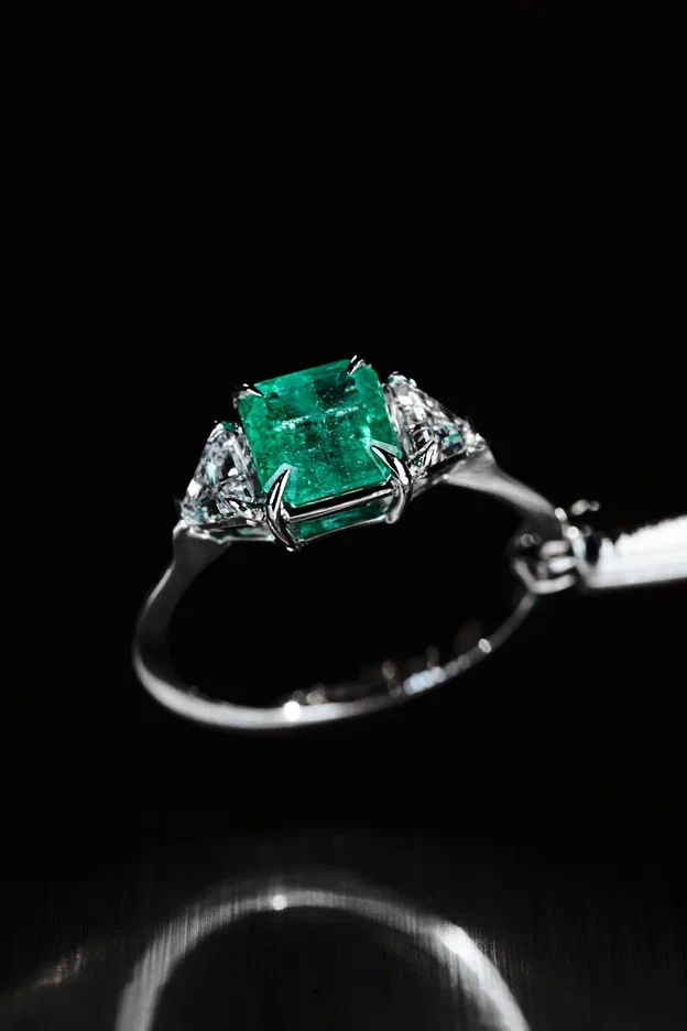 MOZI JEWERLY носят